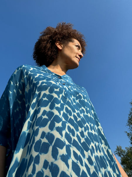 Kaftan Lore from Nous blue with salmon spots/ cupro